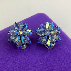 💛 Vintage Austrian Blue Crystal Floral Clip On Earrings | Aurora Borealis